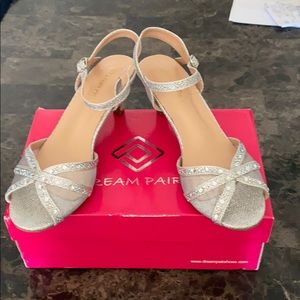 Silver glitter hills shoes